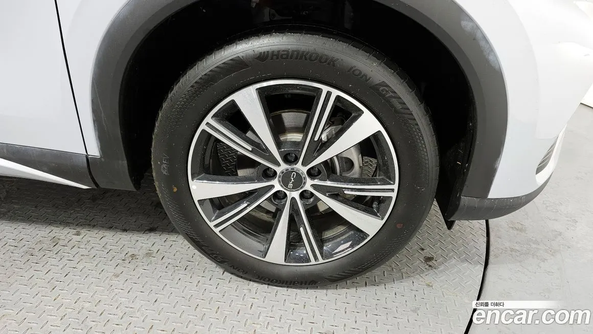 BYD Atto 3 — фото 10
