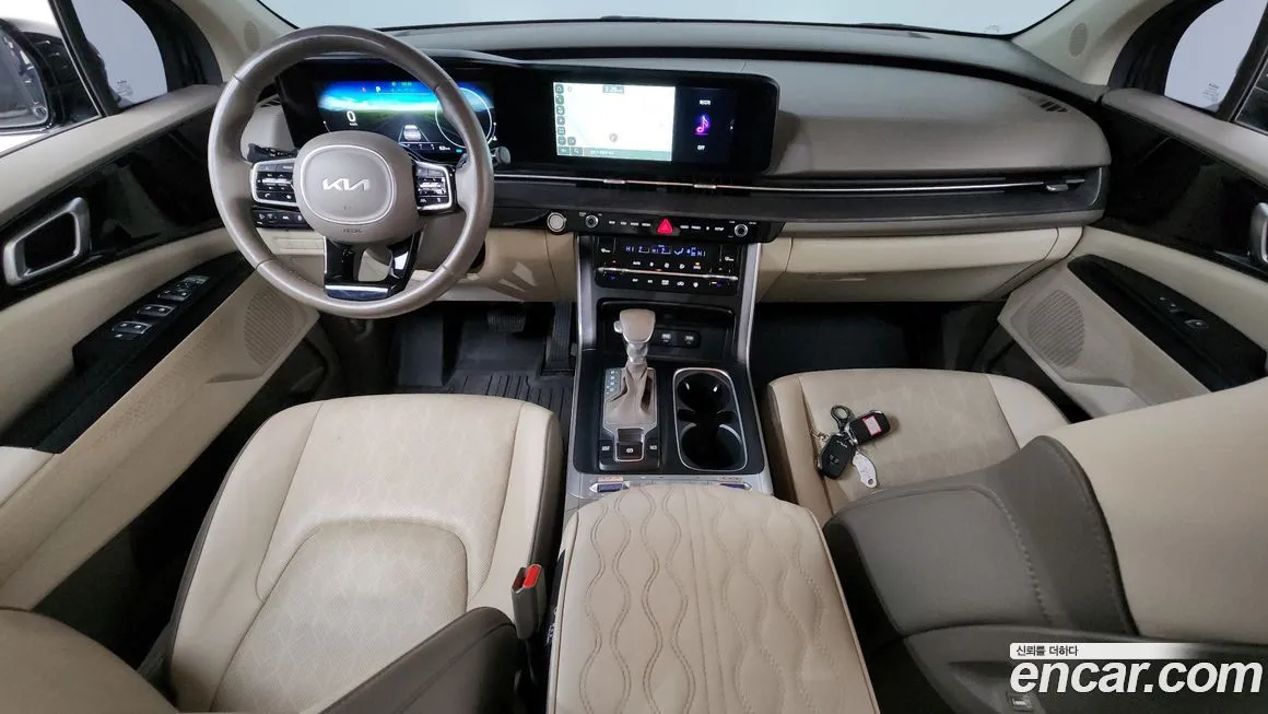 Kia Carnival — фото 10