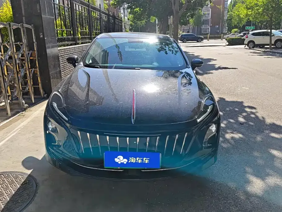 Hongqi E-QM5 — фото 2