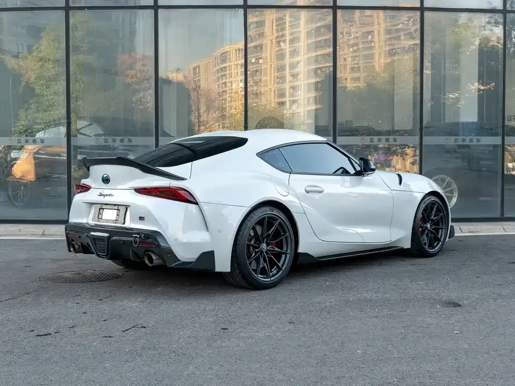 Toyota Supra — фото 8