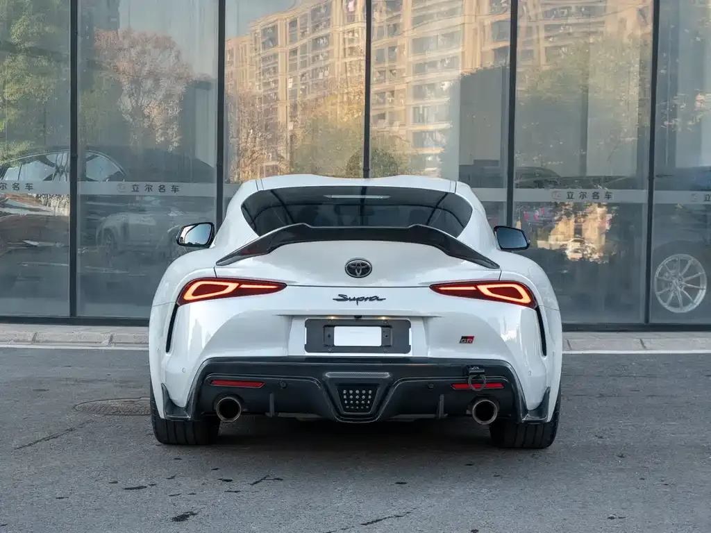 Toyota Supra — фото 3