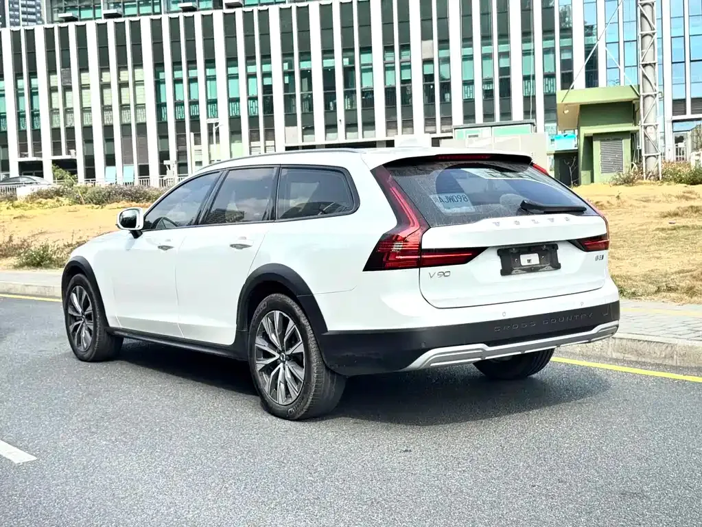 Volvo V90 — фото 5