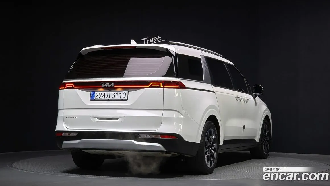 Kia Carnival — фото 2