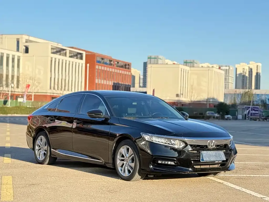 Honda Accord — фото 2