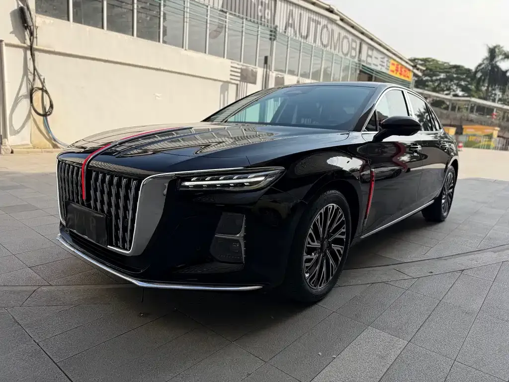 Hongqi H5 — фото 1