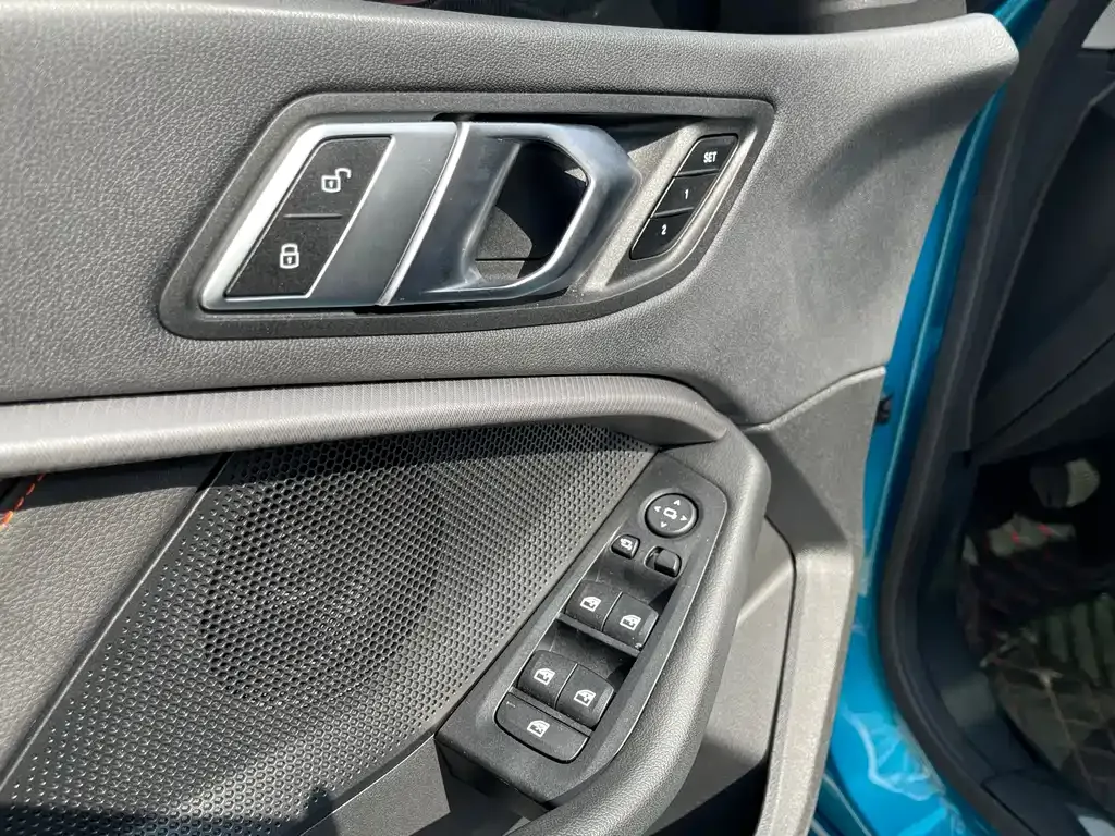 BMW 2 Series (Import) — фото 10