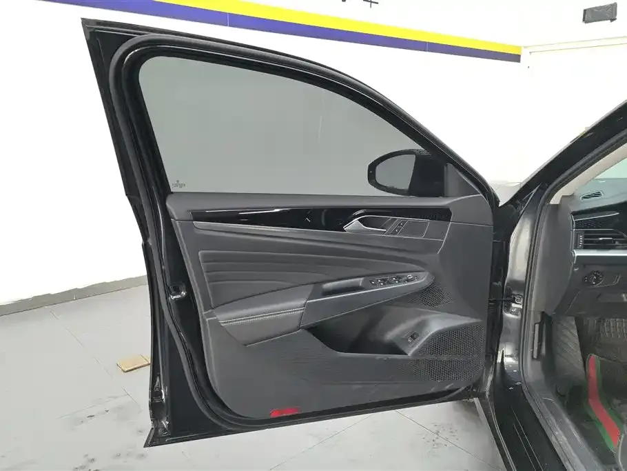 Volkswagen Passat — фото 7