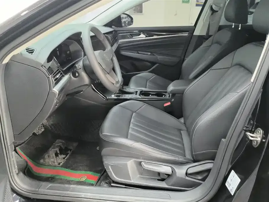 Volkswagen Passat — фото 9