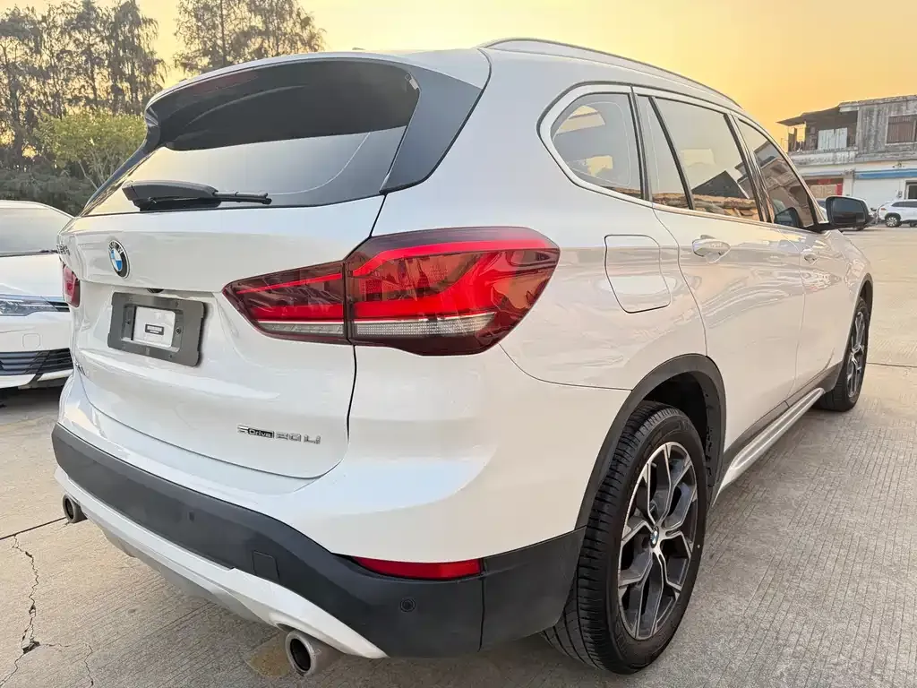 BMW X1 — фото 3