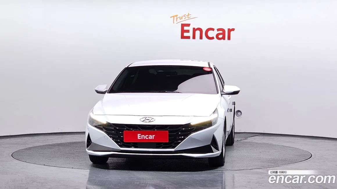 Hyundai AVANTE — фото 2