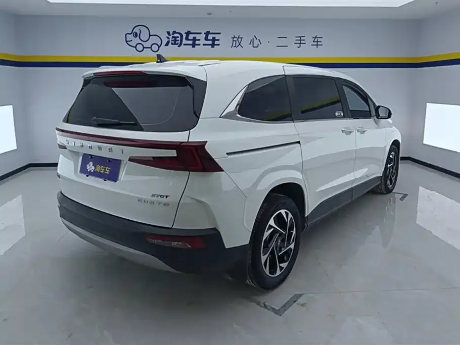 Hyundai Custo — фото 8