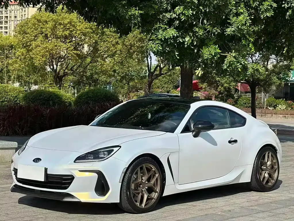 Subaru BRZ — фото 1