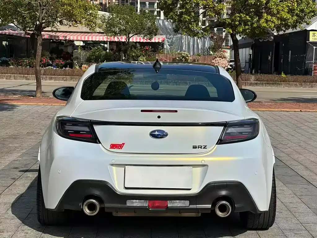 Subaru BRZ — фото 4