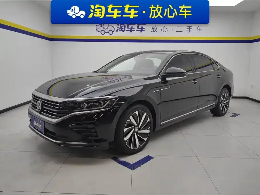 Volkswagen Passat — фото 1