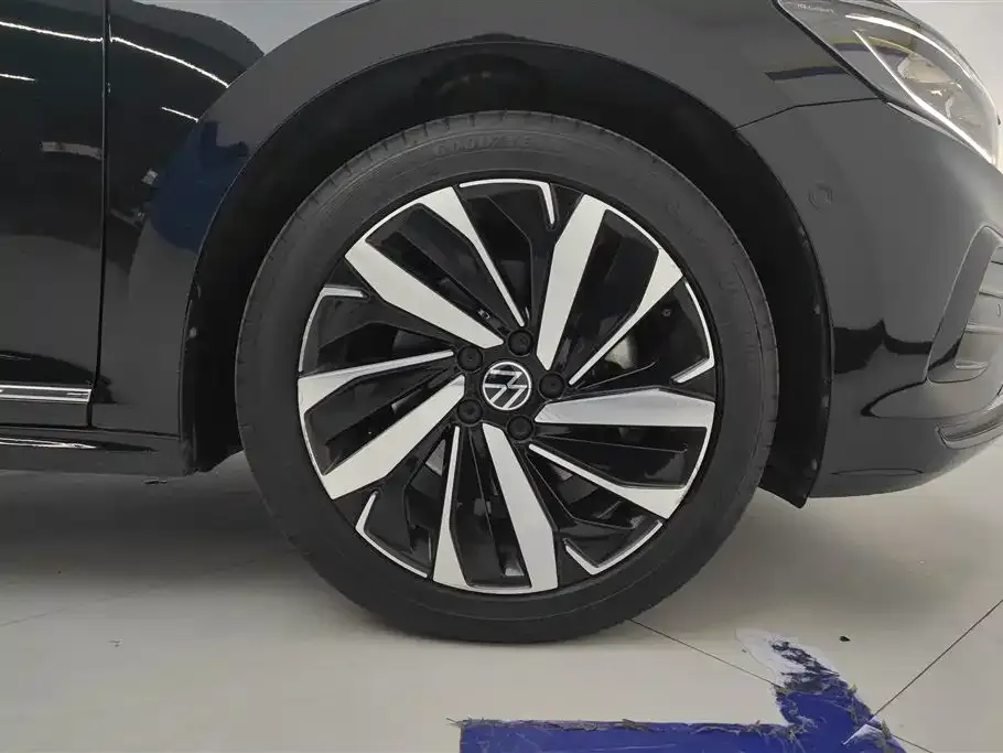 Volkswagen Passat — фото 4