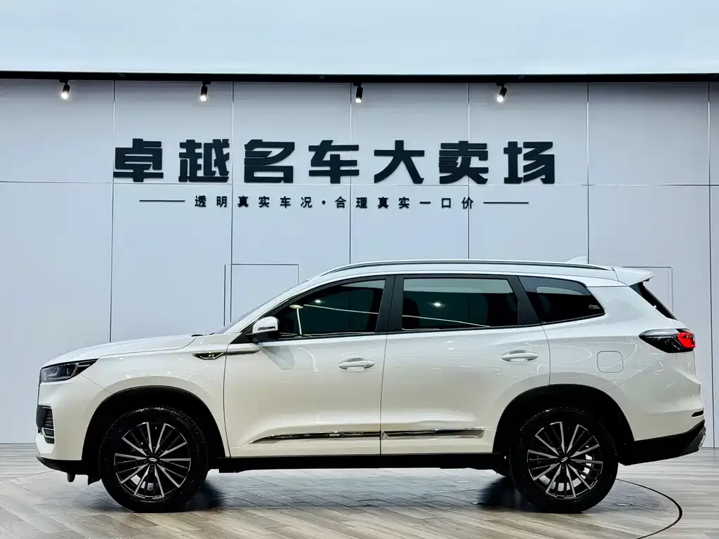 Chery Tiggo 8 PLUS — фото 2