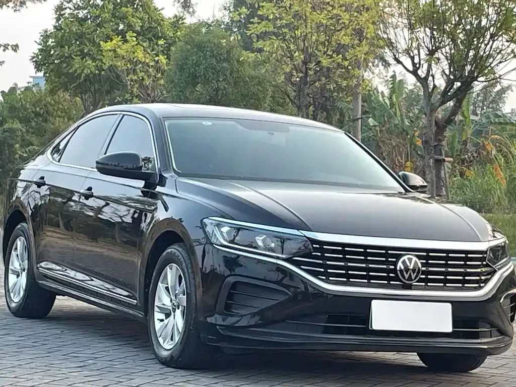 Volkswagen Passat — фото 6