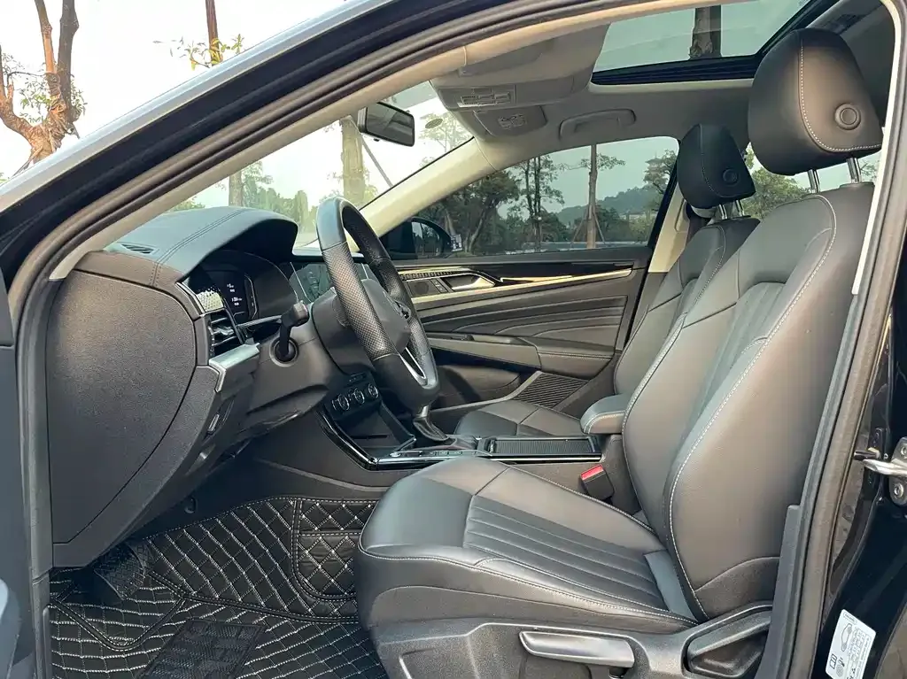 Volkswagen Passat — фото 7