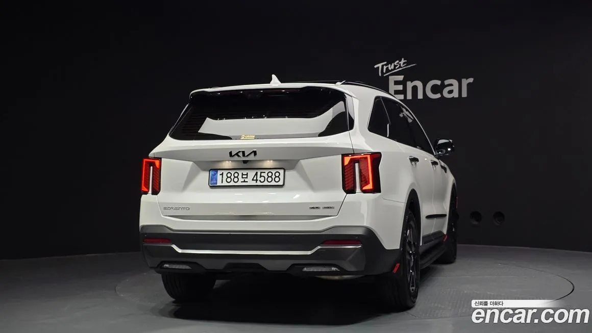Kia Sorento — фото 4
