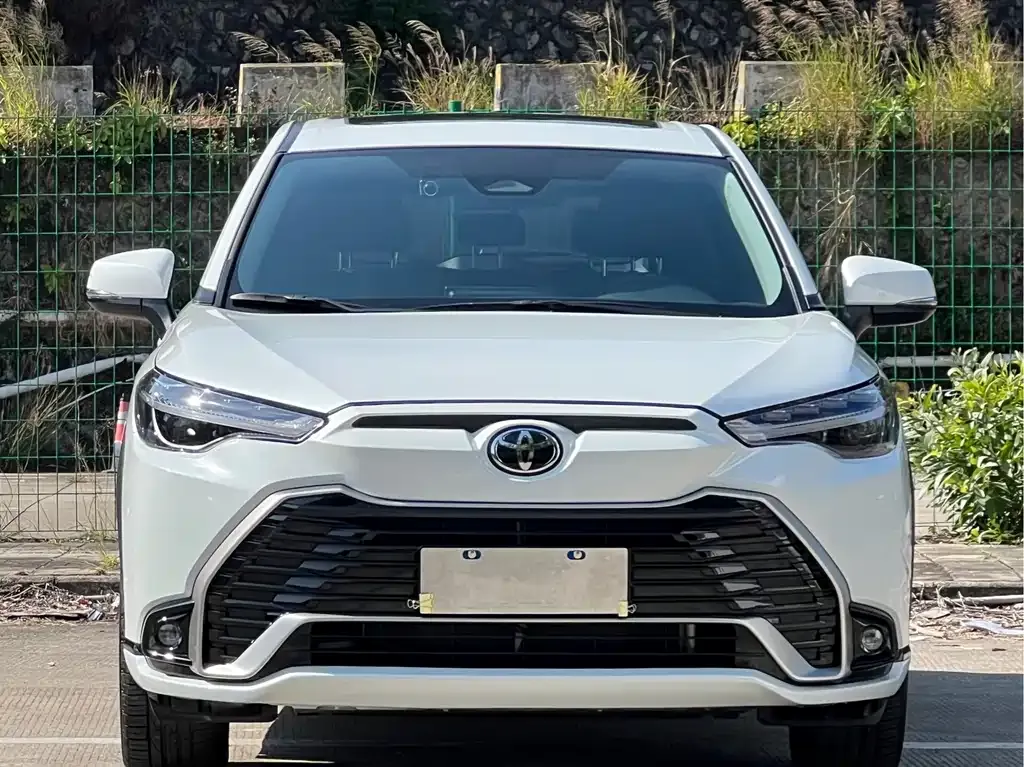 Toyota Frontlander — фото 2