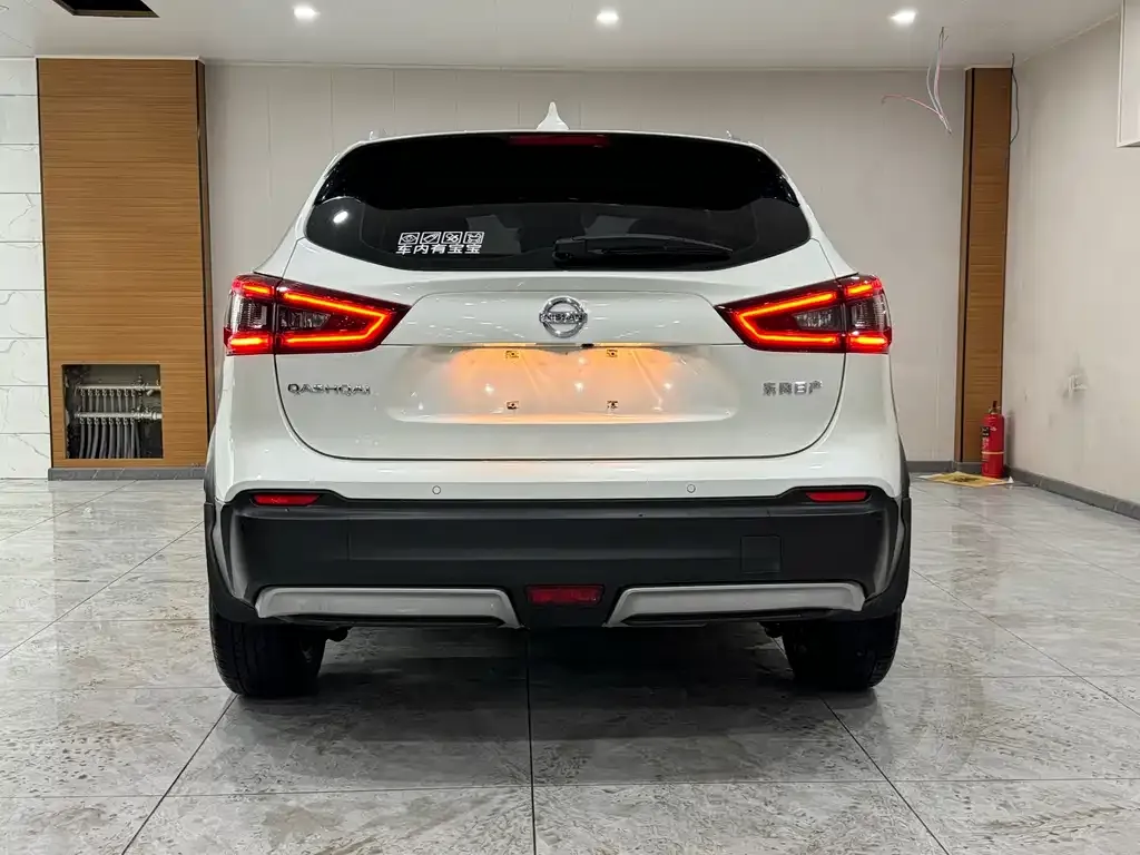 Nissan Qashqai — фото 5