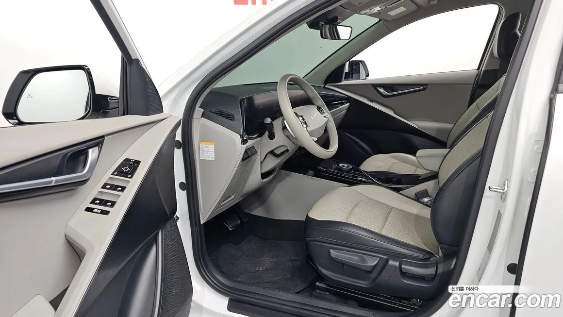 Kia Niro — фото 10