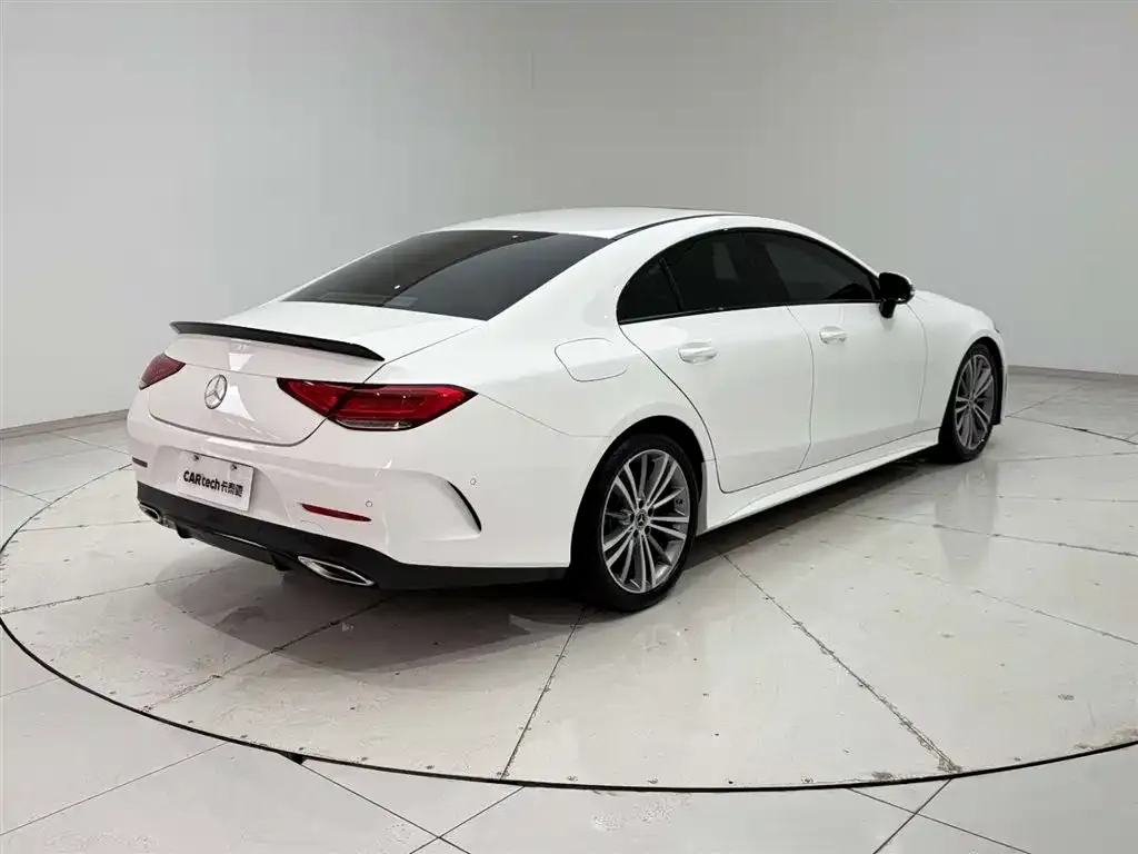 Mercedes-Benz CLS — фото 3