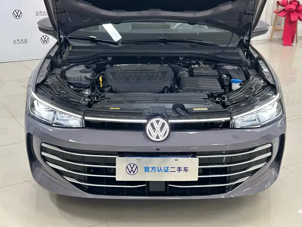 Volkswagen Passat — фото 6