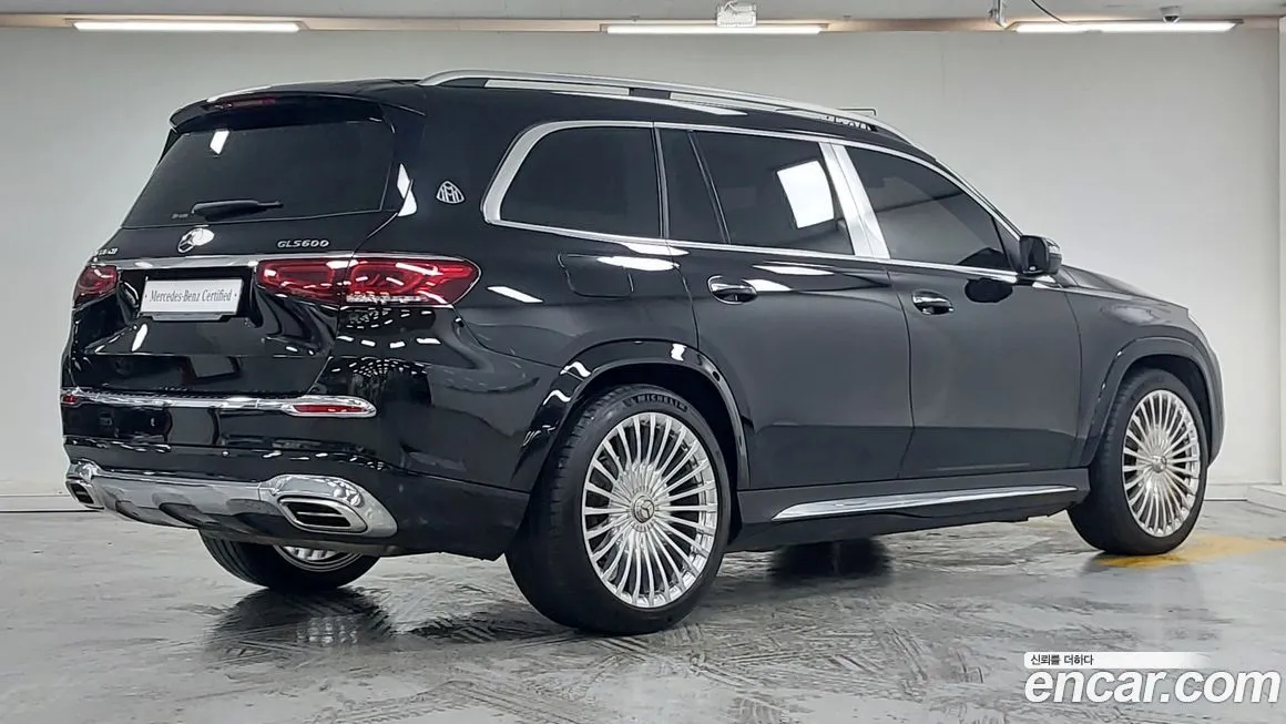 Mercedes-Benz GLS-Class — фото 9