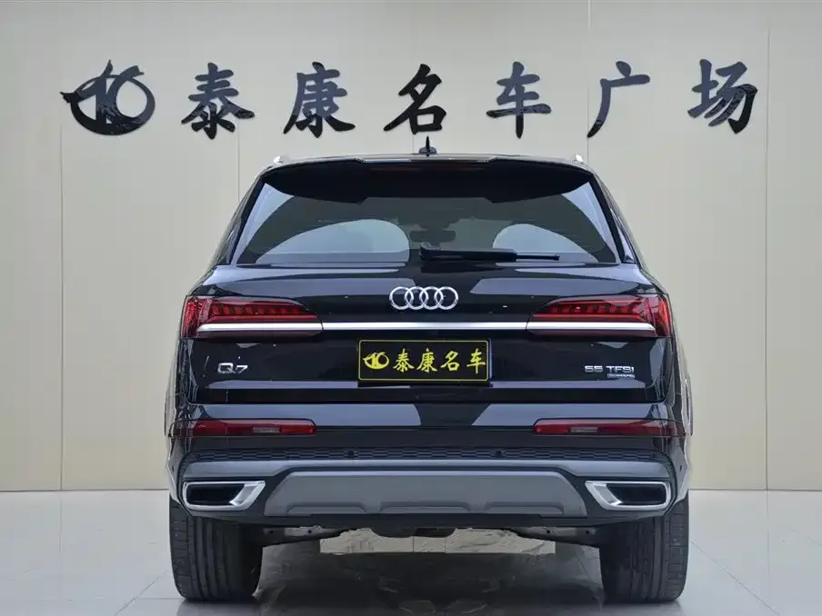 Audi Q7 — фото 5