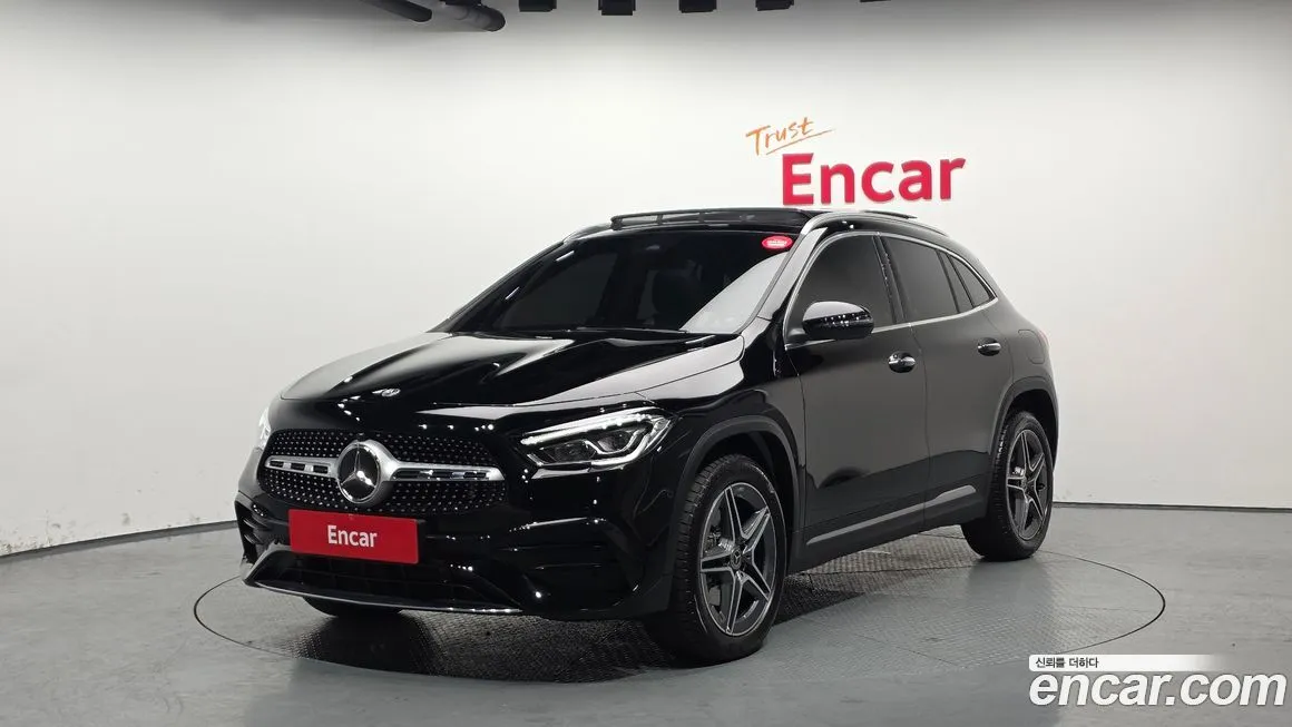 Mercedes-Benz GLA-Class — фото 1