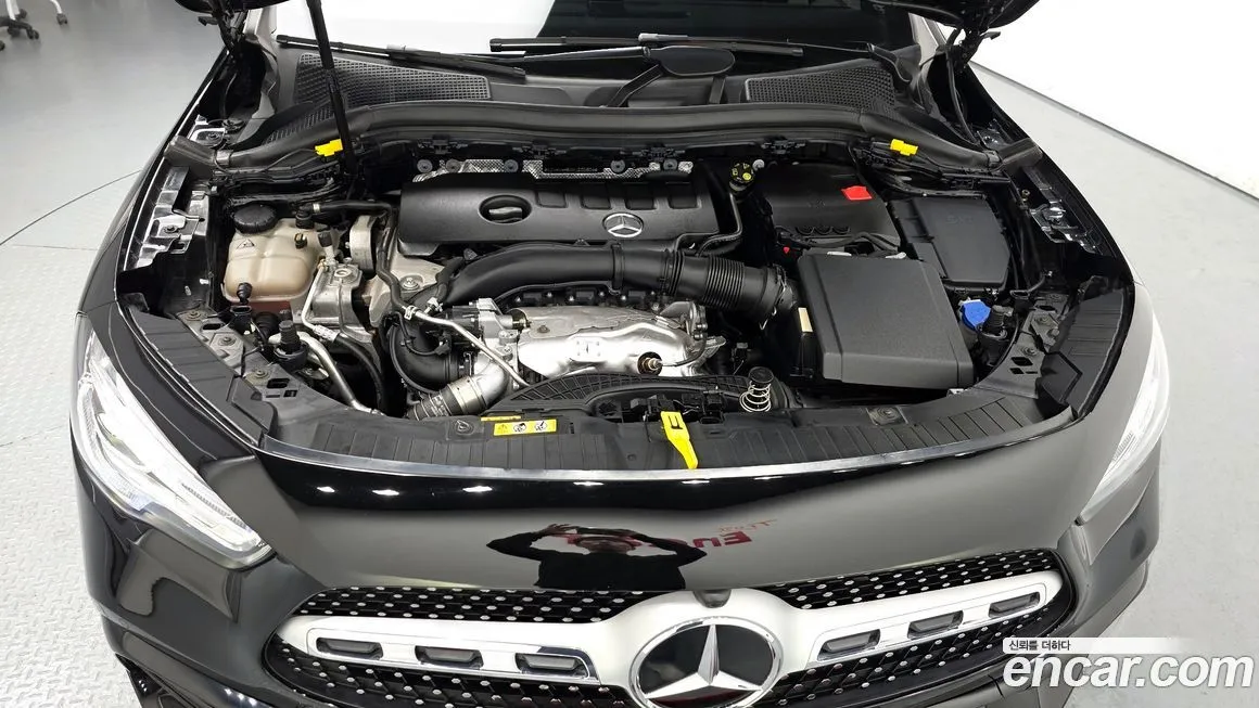 Mercedes-Benz GLA-Class — фото 10