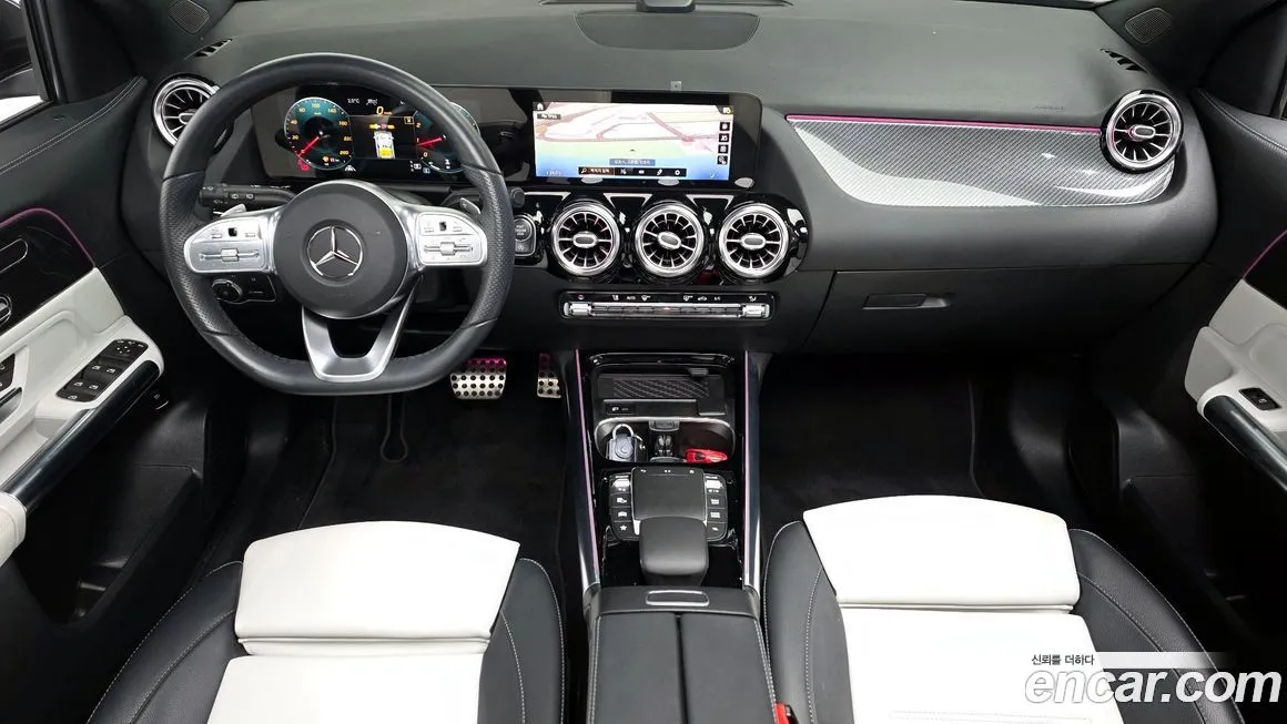 Mercedes-Benz GLA-Class — фото 8