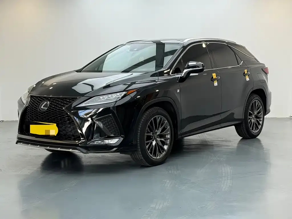 Lexus RX — фото 1