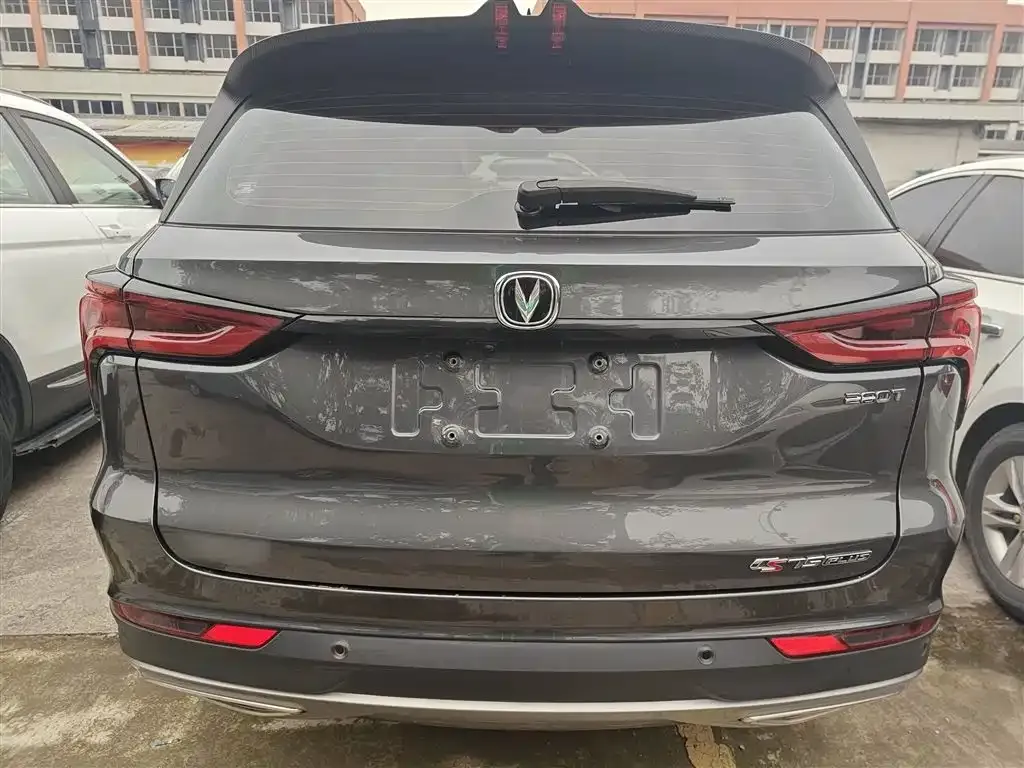 Changan CS75PLUS — фото 6