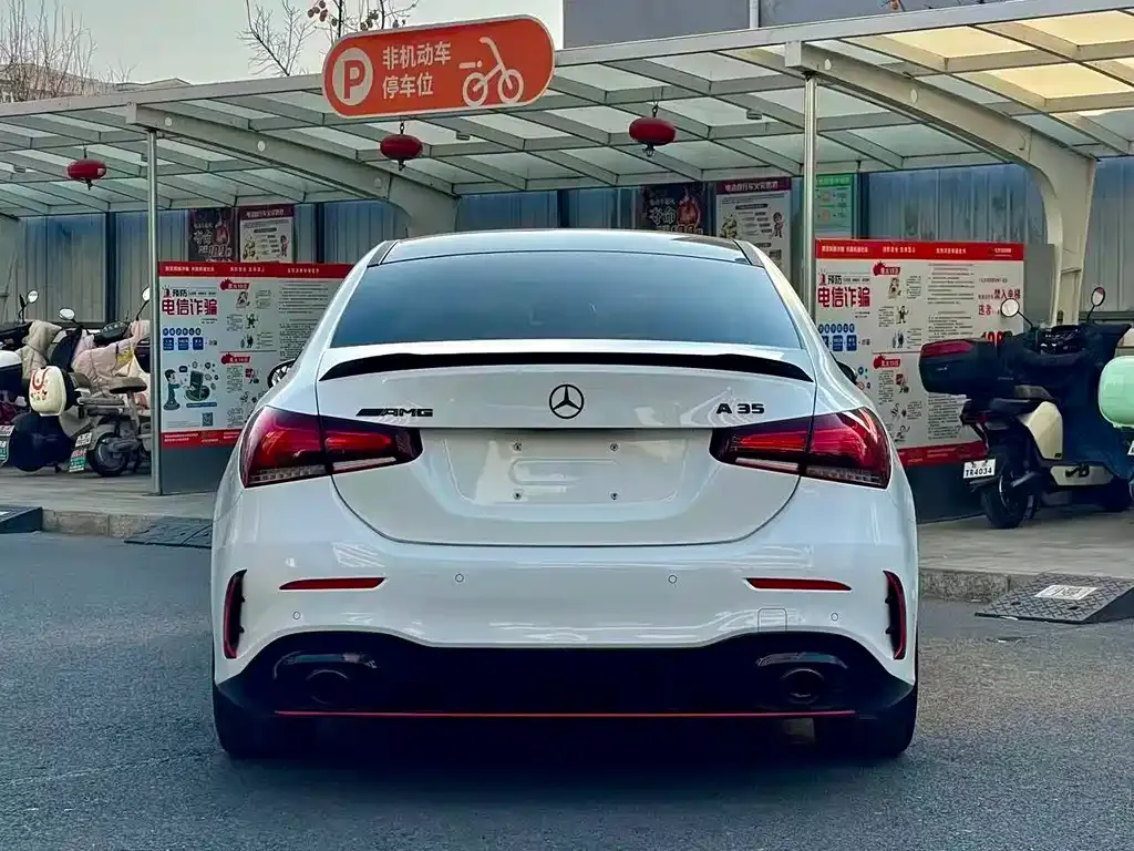 Mercedes-Benz A-Class AMG — фото 4