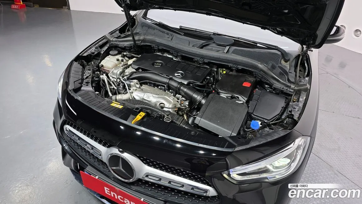 Mercedes-Benz GLA-Class — фото 6