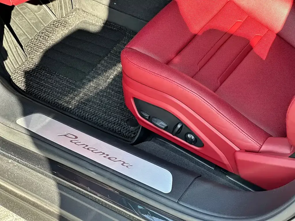 Porsche Panamera — фото 10
