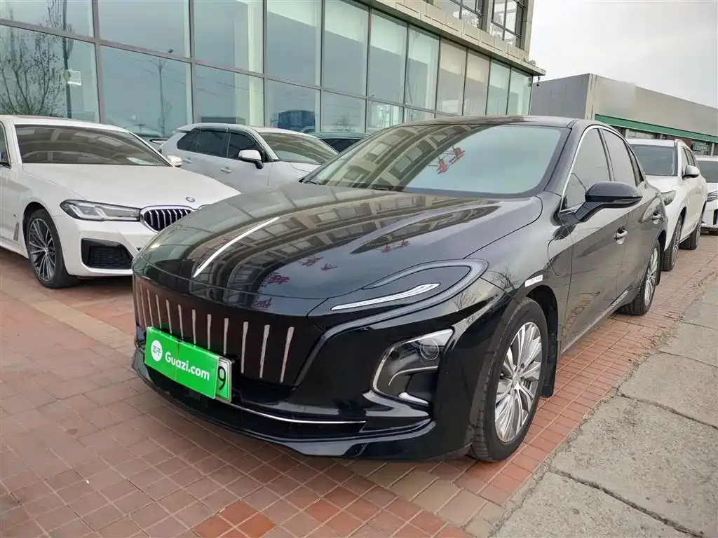 Hongqi E-QM5 — фото 5