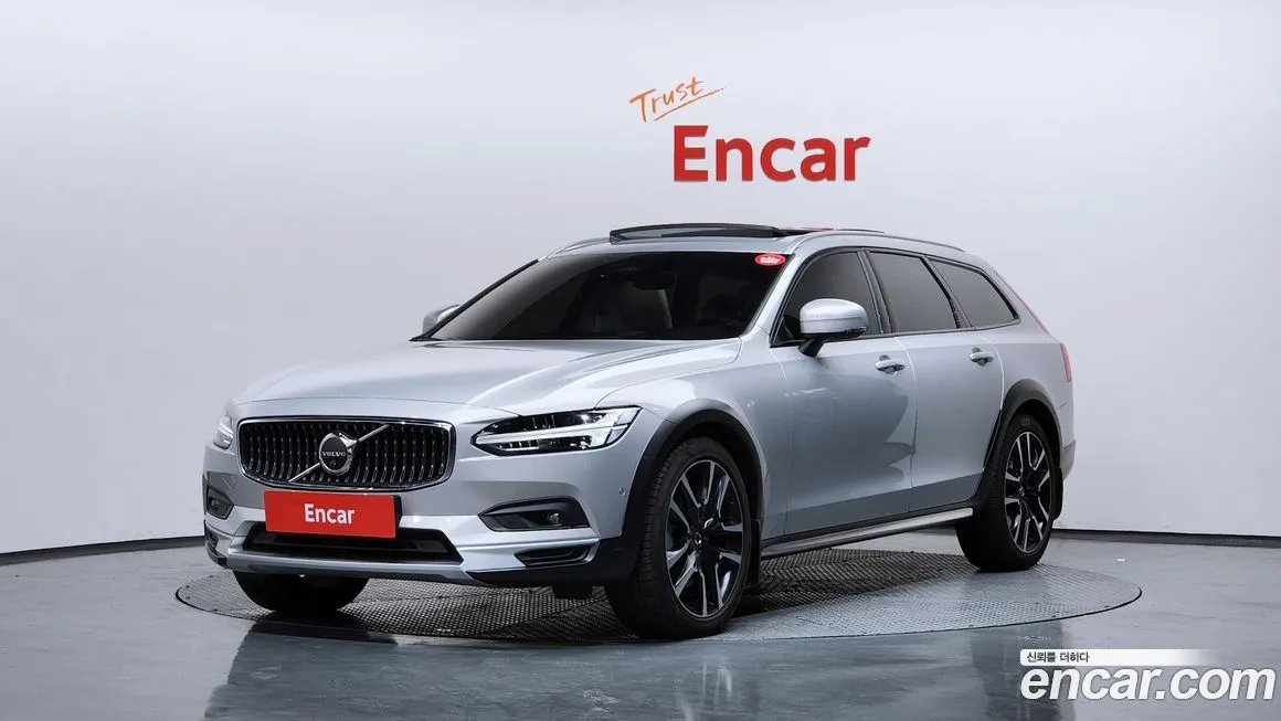 Volvo V90 — фото 1