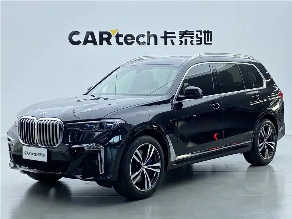 BMW X7 — фото 1