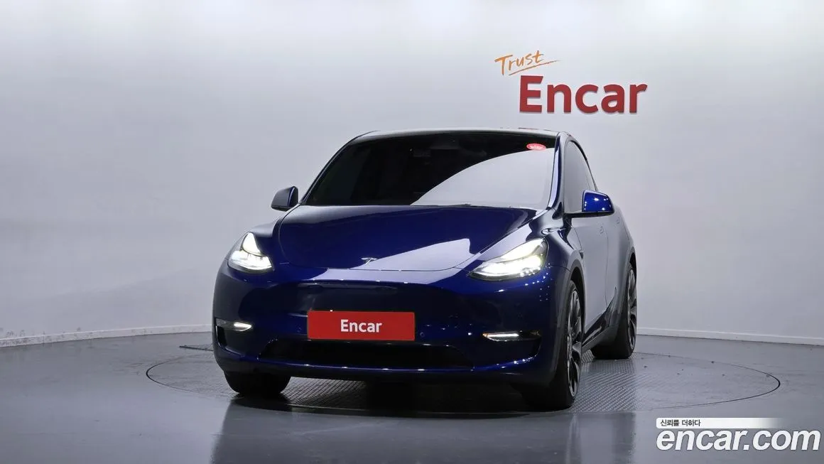 Tesla Model Y — фото 3