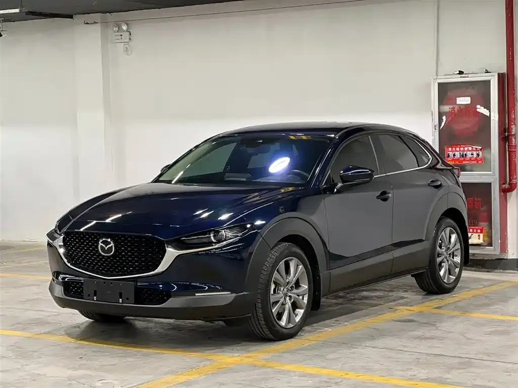 Mazda CX-30 — фото 1
