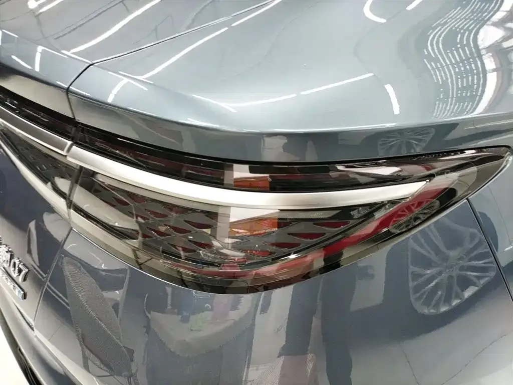 BYD Seal 07 DM-i — фото 8