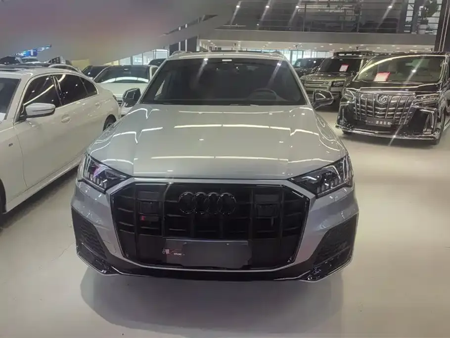 Audi SQ7 — фото 7