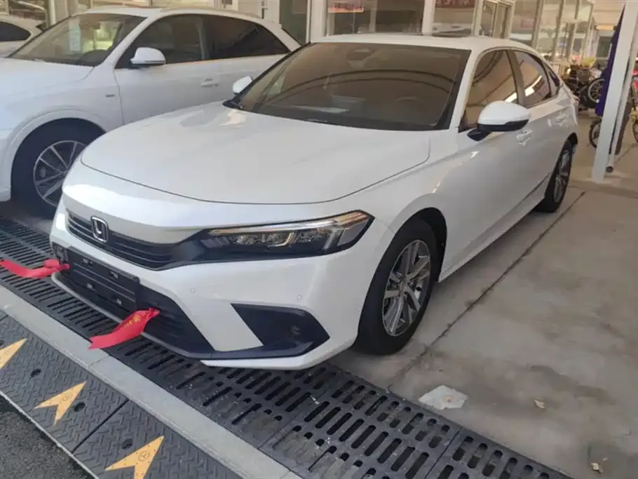 Honda Civic — фото 1