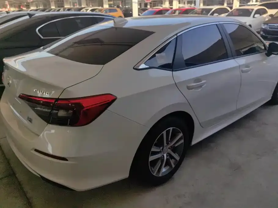 Honda Civic — фото 3