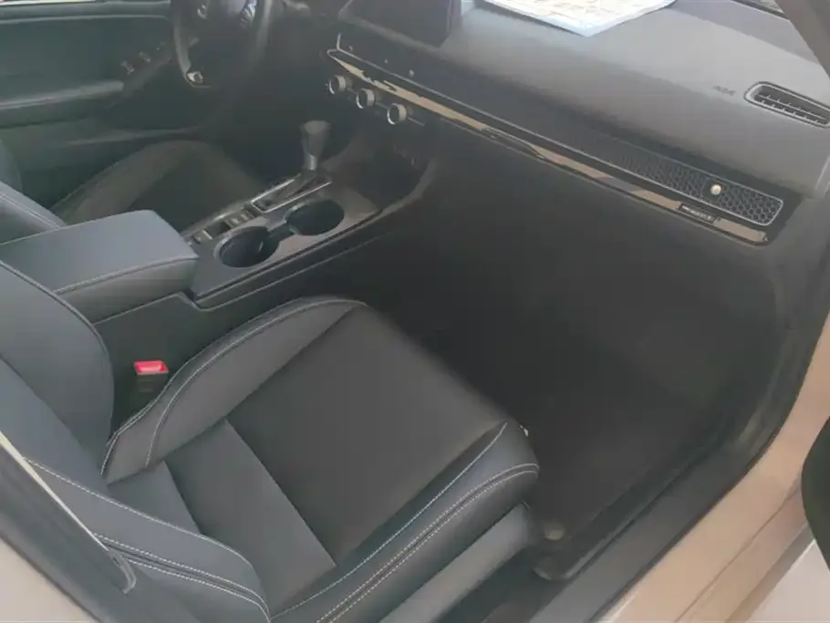 Honda Civic — фото 8