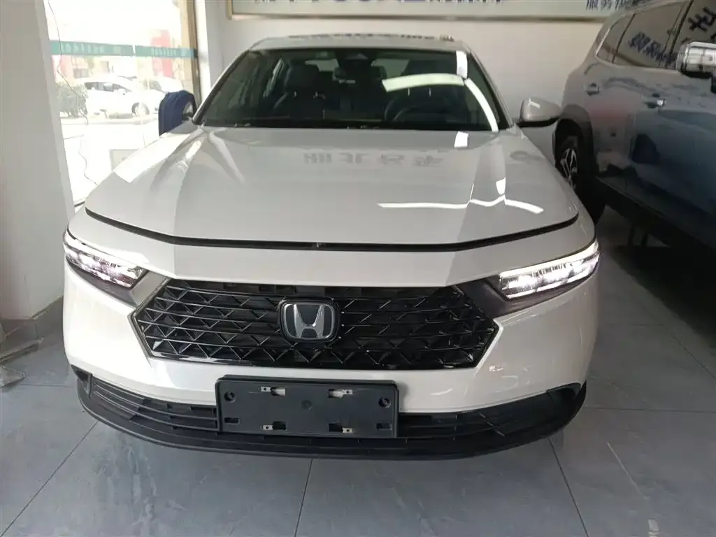 Honda Accord — фото 3