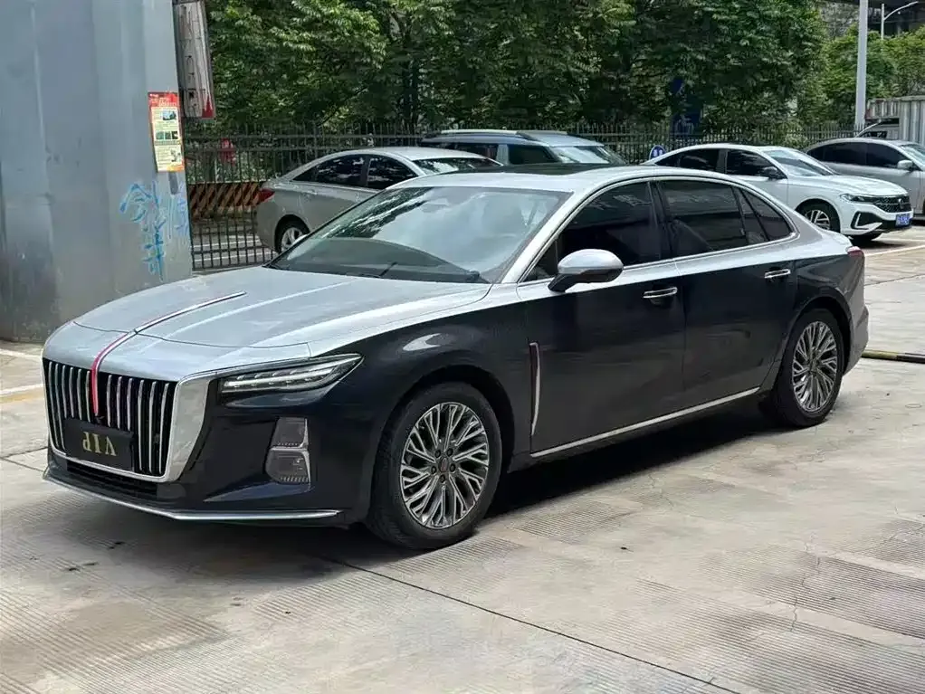 Hongqi H5 — фото 1